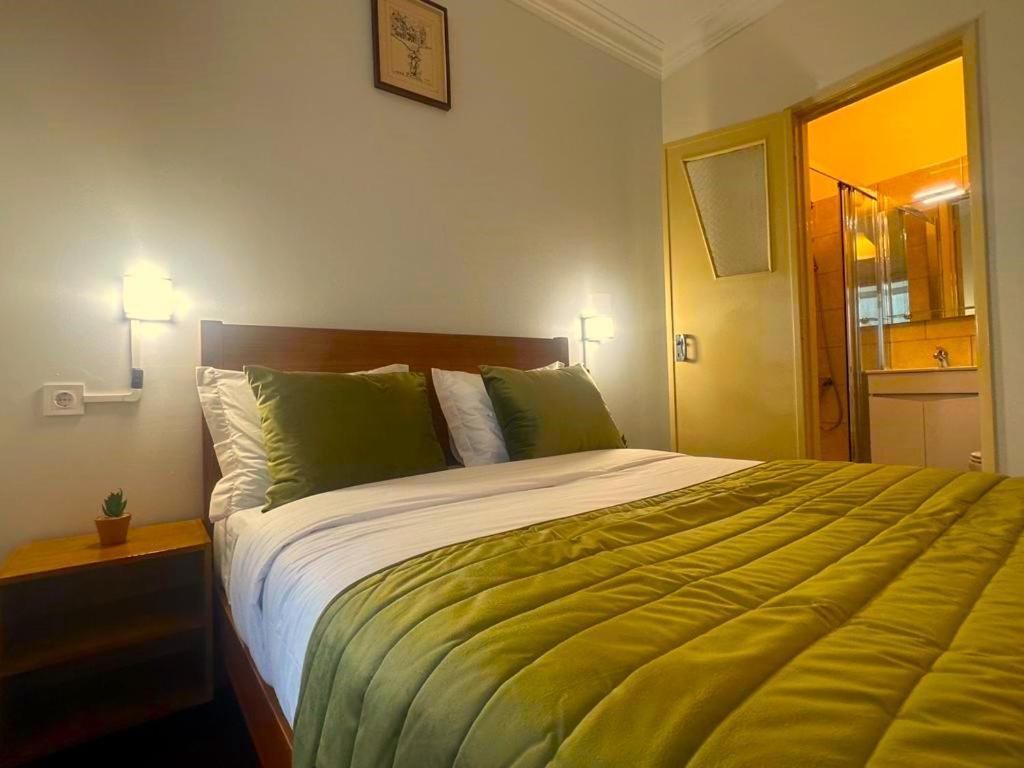 Lisabonna Guest House Amadora Extérieur photo