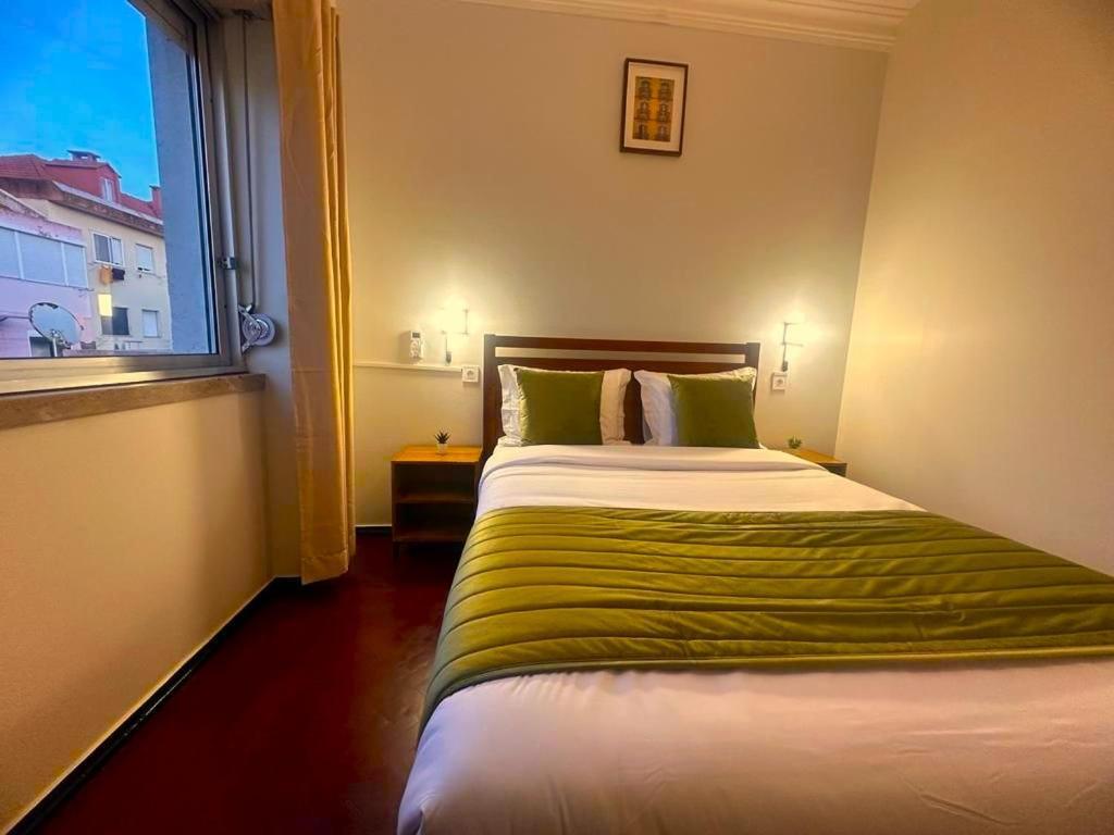 Lisabonna Guest House Amadora Extérieur photo