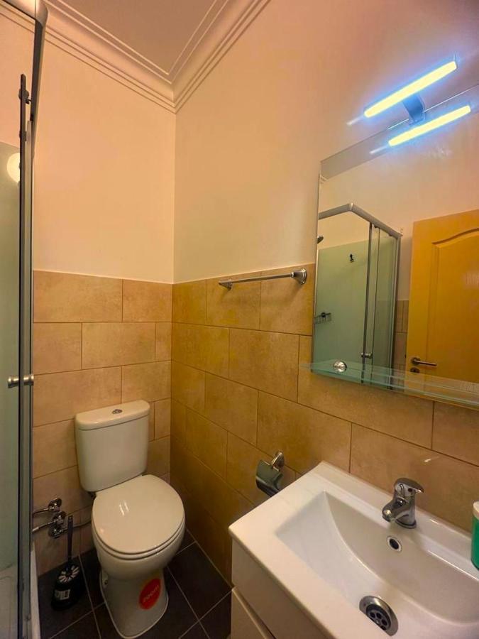 Lisabonna Guest House Amadora Extérieur photo